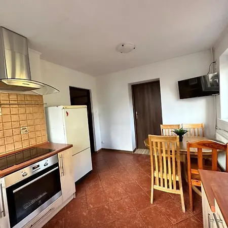 Apartament Pola 7 *